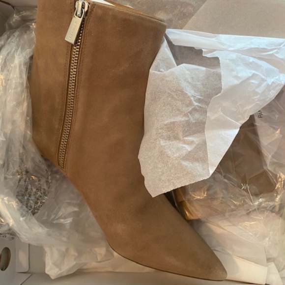 michael michael kors blaine flex kitten booties